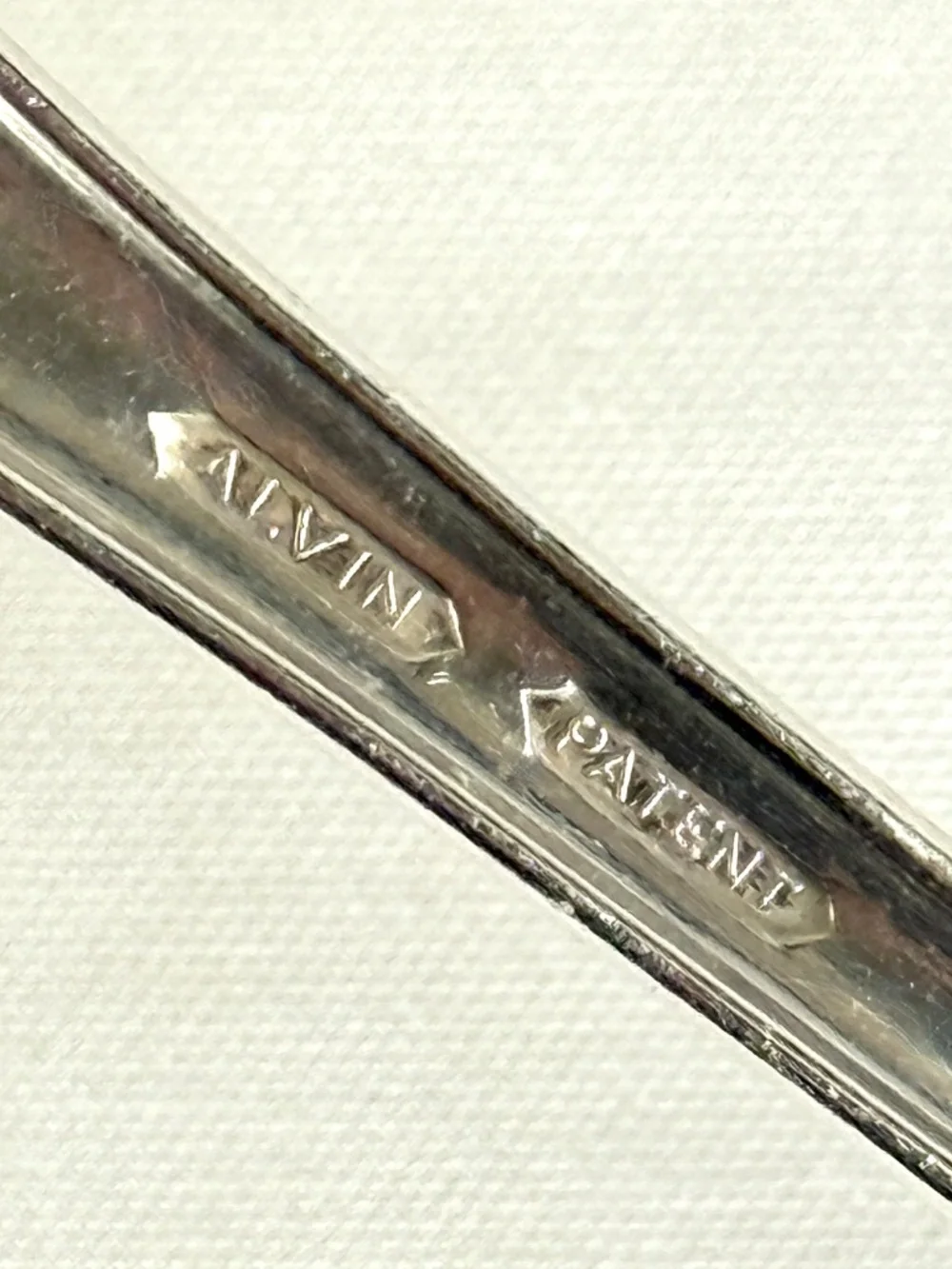 Vintage 1915 Lafayette Alvin Silverplate Gravy Ladle 7 1/8in Long Unique Bowl